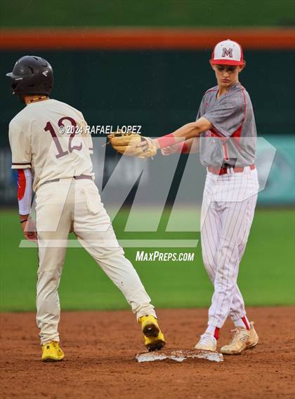 Thumbnail 2 in Cinco Ranch vs. Memorial (UIL Baseball 6A Region 3 Regional Quarterfinal) photogallery.
