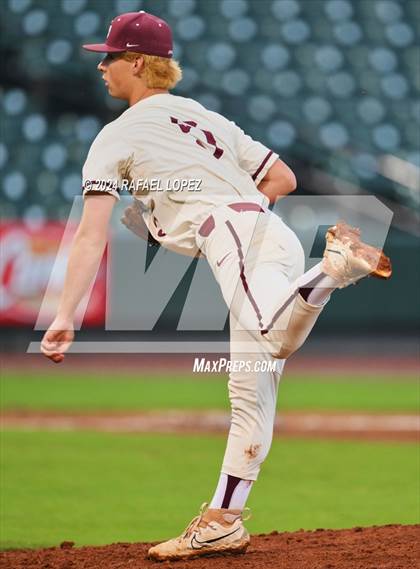 Thumbnail 2 in Cinco Ranch vs. Memorial (UIL Baseball 6A Region 3 Regional Quarterfinal) photogallery.