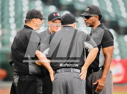 Thumbnail 2 in Cinco Ranch vs. Memorial (UIL Baseball 6A Region 3 Regional Quarterfinal) photogallery.