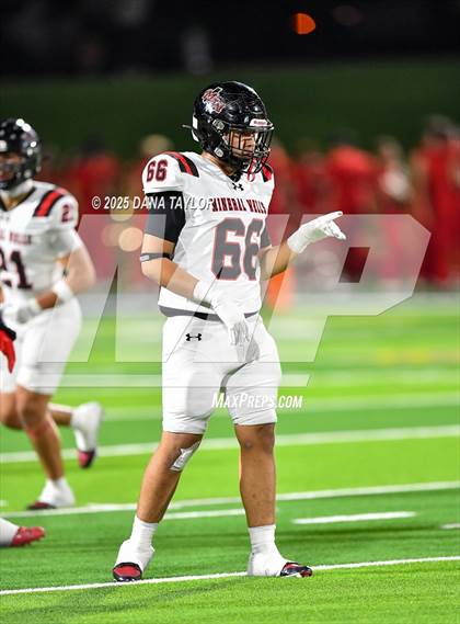 Thumbnail 2 in Mineral Wells vs Glen Rose (Texas UIL 4A D2 Bi-District) photogallery.