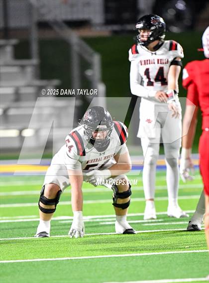 Thumbnail 2 in Mineral Wells vs Glen Rose (Texas UIL 4A D2 Bi-District) photogallery.