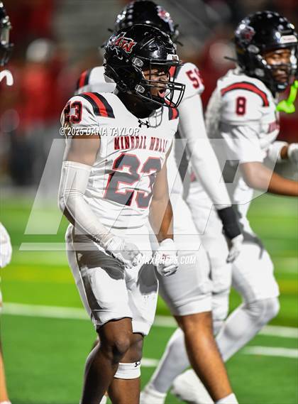 Thumbnail 2 in Mineral Wells vs Glen Rose (Texas UIL 4A D2 Bi-District) photogallery.