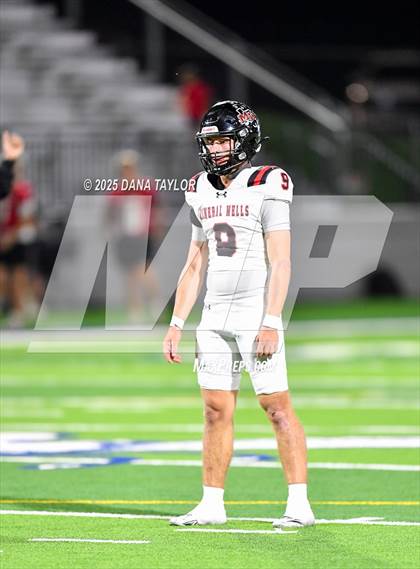 Thumbnail 2 in Mineral Wells vs Glen Rose (Texas UIL 4A D2 Bi-District) photogallery.