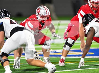 Thumbnail 3 in Mineral Wells vs Glen Rose (Texas UIL 4A D2 Bi-District) photogallery.