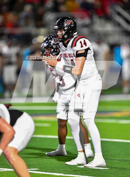 Thumbnail 3 in Mineral Wells vs Glen Rose (Texas UIL 4A D2 Bi-District) photogallery.