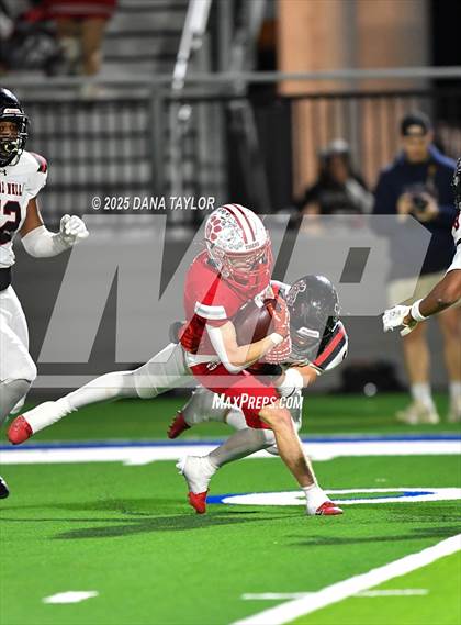 Thumbnail 3 in Mineral Wells vs Glen Rose (Texas UIL 4A D2 Bi-District) photogallery.