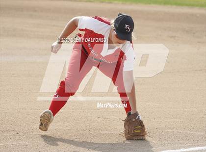 Thumbnail 2 in Regis Jesuit @ Dakota Ridge photogallery.