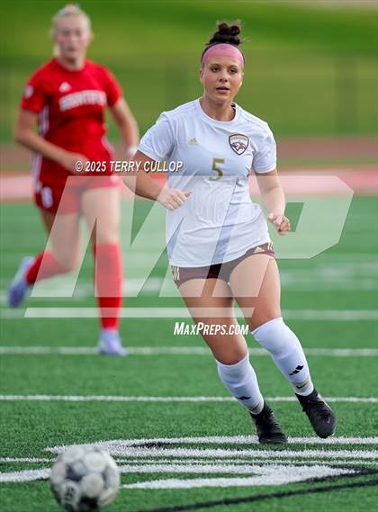 Thumbnail 1 in Bountiful vs. Maple Mountain (UHSAA 5A Second Round) photogallery.