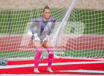 Thumbnail 3 in Bountiful vs. Maple Mountain (UHSAA 5A Second Round) photogallery.