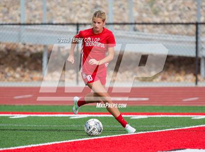 Thumbnail 3 in Bountiful vs. Maple Mountain (UHSAA 5A Second Round) photogallery.