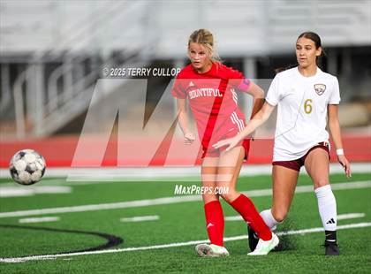 Thumbnail 2 in Bountiful vs. Maple Mountain (UHSAA 5A Second Round) photogallery.