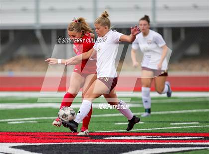 Thumbnail 3 in Bountiful vs. Maple Mountain (UHSAA 5A Second Round) photogallery.