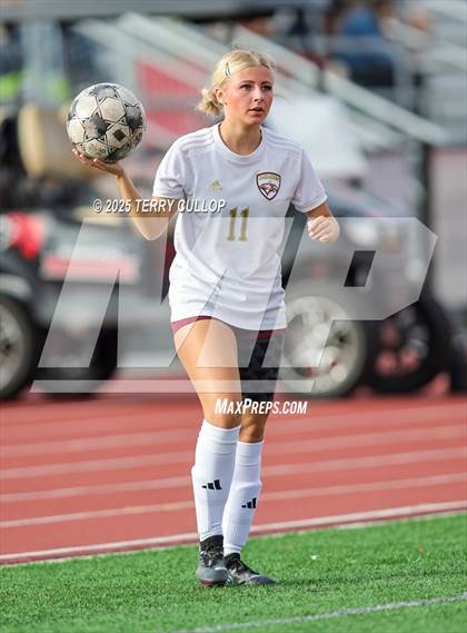 Thumbnail 1 in Bountiful vs. Maple Mountain (UHSAA 5A Second Round) photogallery.