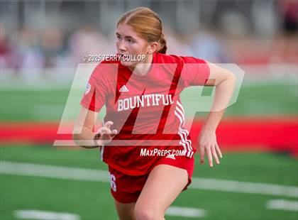 Thumbnail 2 in Bountiful vs. Maple Mountain (UHSAA 5A Second Round) photogallery.