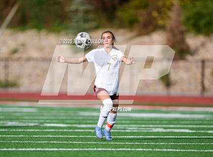 Thumbnail 1 in Bountiful vs. Maple Mountain (UHSAA 5A Second Round) photogallery.