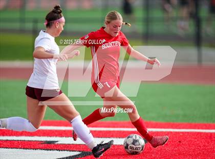 Thumbnail 1 in Bountiful vs. Maple Mountain (UHSAA 5A Second Round) photogallery.