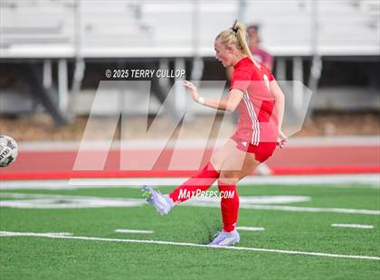 Thumbnail 3 in Bountiful vs. Maple Mountain (UHSAA 5A Second Round) photogallery.