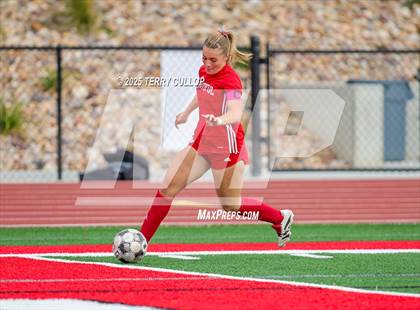 Thumbnail 2 in Bountiful vs. Maple Mountain (UHSAA 5A Second Round) photogallery.