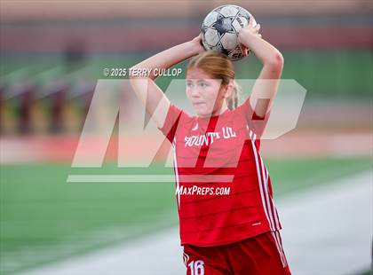Thumbnail 1 in Bountiful vs. Maple Mountain (UHSAA 5A Second Round) photogallery.