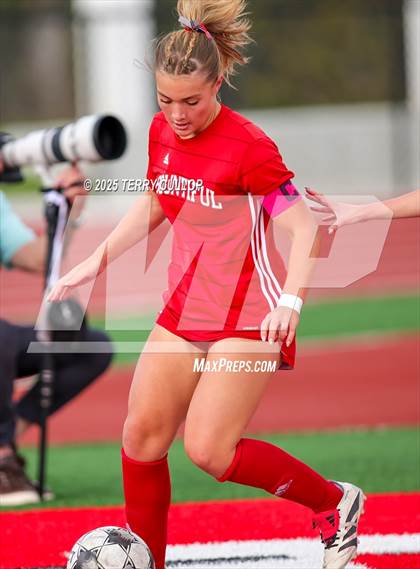 Thumbnail 1 in Bountiful vs. Maple Mountain (UHSAA 5A Second Round) photogallery.