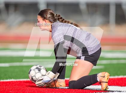 Thumbnail 1 in Bountiful vs. Maple Mountain (UHSAA 5A Second Round) photogallery.