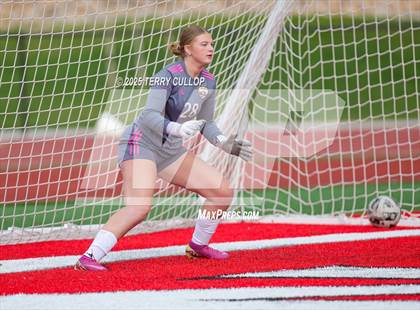 Thumbnail 2 in Bountiful vs. Maple Mountain (UHSAA 5A Second Round) photogallery.