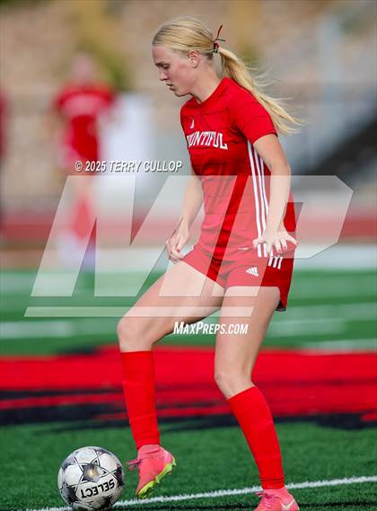 Thumbnail 1 in Bountiful vs. Maple Mountain (UHSAA 5A Second Round) photogallery.