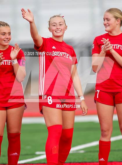 Thumbnail 3 in Bountiful vs. Maple Mountain (UHSAA 5A Second Round) photogallery.