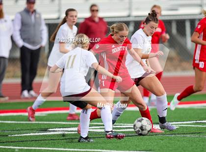 Thumbnail 2 in Bountiful vs. Maple Mountain (UHSAA 5A Second Round) photogallery.