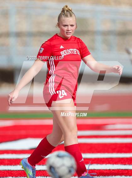 Thumbnail 2 in Bountiful vs. Maple Mountain (UHSAA 5A Second Round) photogallery.