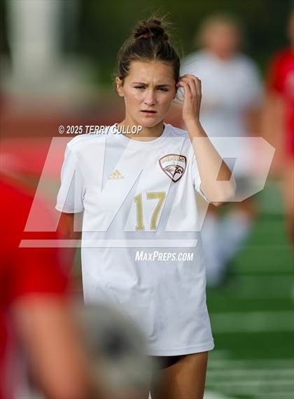 Thumbnail 3 in Bountiful vs. Maple Mountain (UHSAA 5A Second Round) photogallery.