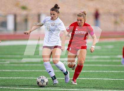 Thumbnail 3 in Bountiful vs. Maple Mountain (UHSAA 5A Second Round) photogallery.