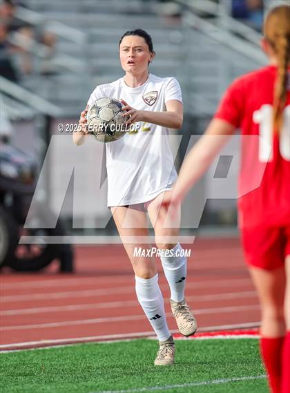 Thumbnail 1 in Bountiful vs. Maple Mountain (UHSAA 5A Second Round) photogallery.
