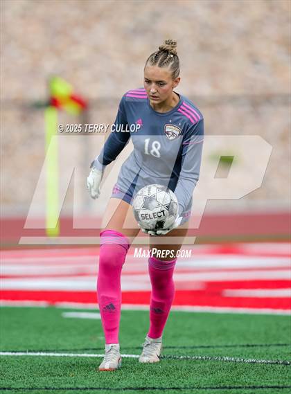 Thumbnail 3 in Bountiful vs. Maple Mountain (UHSAA 5A Second Round) photogallery.