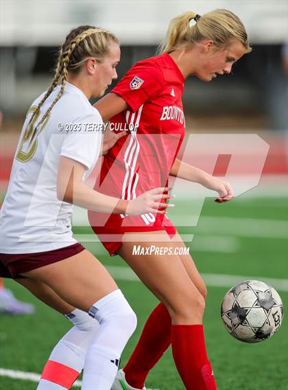Thumbnail 3 in Bountiful vs. Maple Mountain (UHSAA 5A Second Round) photogallery.