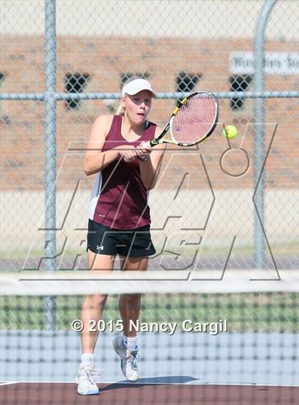 Thumbnail 3 in Gregory-Portland, Calallen vs. Uvalde, Flour Bluff  (UIL 5A Area Playoff) photogallery.