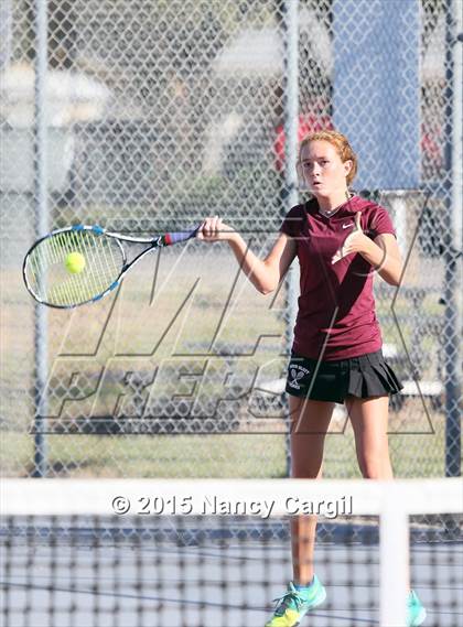 Thumbnail 2 in Gregory-Portland, Calallen vs. Uvalde, Flour Bluff  (UIL 5A Area Playoff) photogallery.