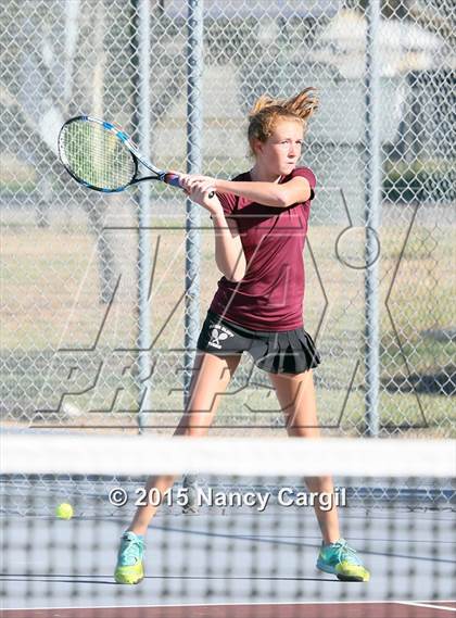 Thumbnail 3 in Gregory-Portland, Calallen vs. Uvalde, Flour Bluff  (UIL 5A Area Playoff) photogallery.