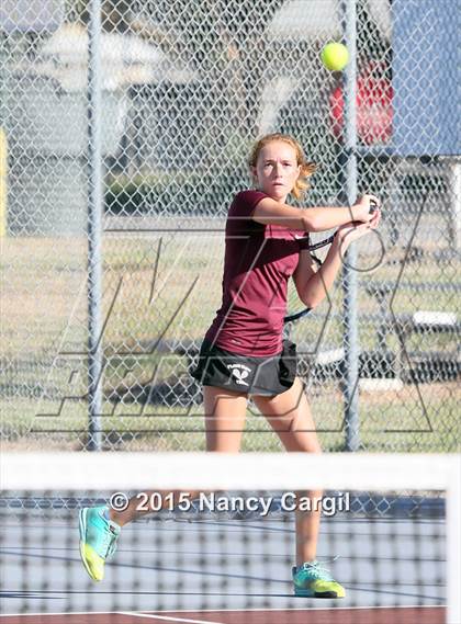 Thumbnail 2 in Gregory-Portland, Calallen vs. Uvalde, Flour Bluff  (UIL 5A Area Playoff) photogallery.