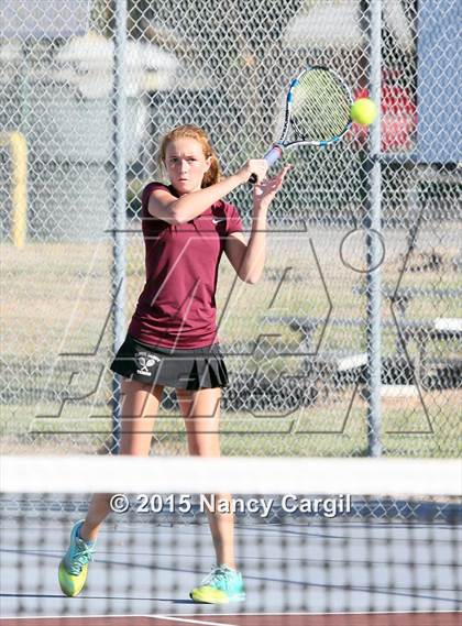 Thumbnail 1 in Gregory-Portland, Calallen vs. Uvalde, Flour Bluff  (UIL 5A Area Playoff) photogallery.