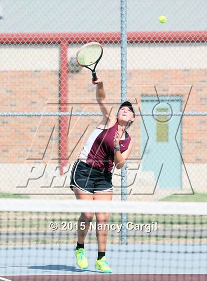 Thumbnail 2 in Gregory-Portland, Calallen vs. Uvalde, Flour Bluff  (UIL 5A Area Playoff) photogallery.