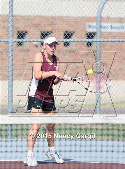 Thumbnail 2 in Gregory-Portland, Calallen vs. Uvalde, Flour Bluff  (UIL 5A Area Playoff) photogallery.