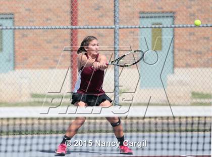 Thumbnail 3 in Gregory-Portland, Calallen vs. Uvalde, Flour Bluff  (UIL 5A Area Playoff) photogallery.