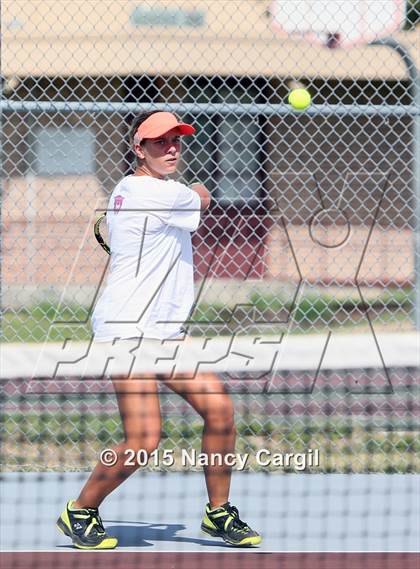 Thumbnail 3 in Gregory-Portland, Calallen vs. Uvalde, Flour Bluff  (UIL 5A Area Playoff) photogallery.