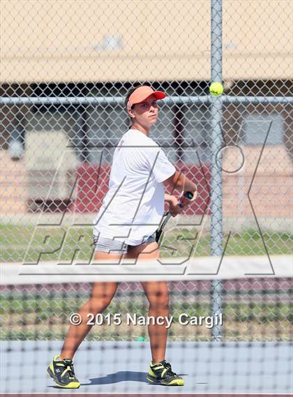 Thumbnail 3 in Gregory-Portland, Calallen vs. Uvalde, Flour Bluff  (UIL 5A Area Playoff) photogallery.
