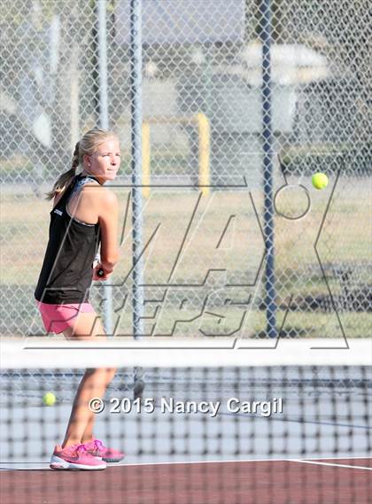 Thumbnail 2 in Gregory-Portland, Calallen vs. Uvalde, Flour Bluff  (UIL 5A Area Playoff) photogallery.