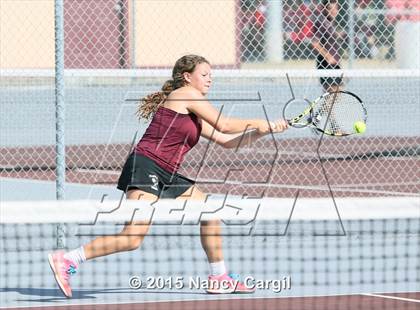 Thumbnail 2 in Gregory-Portland, Calallen vs. Uvalde, Flour Bluff  (UIL 5A Area Playoff) photogallery.