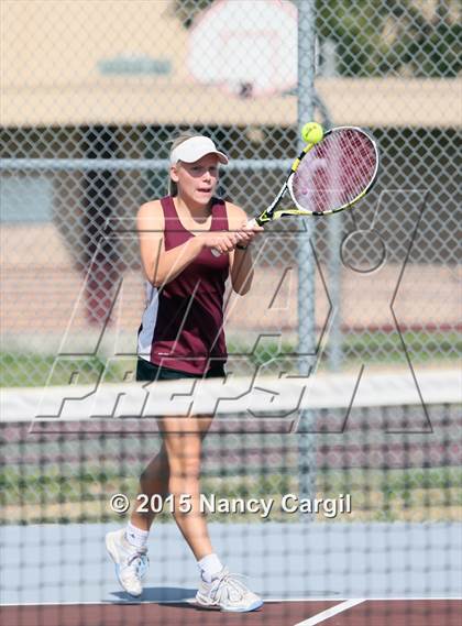 Thumbnail 2 in Gregory-Portland, Calallen vs. Uvalde, Flour Bluff  (UIL 5A Area Playoff) photogallery.