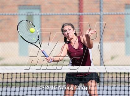 Thumbnail 3 in Gregory-Portland, Calallen vs. Uvalde, Flour Bluff  (UIL 5A Area Playoff) photogallery.