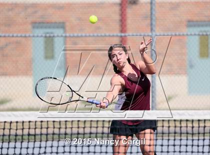 Thumbnail 1 in Gregory-Portland, Calallen vs. Uvalde, Flour Bluff  (UIL 5A Area Playoff) photogallery.